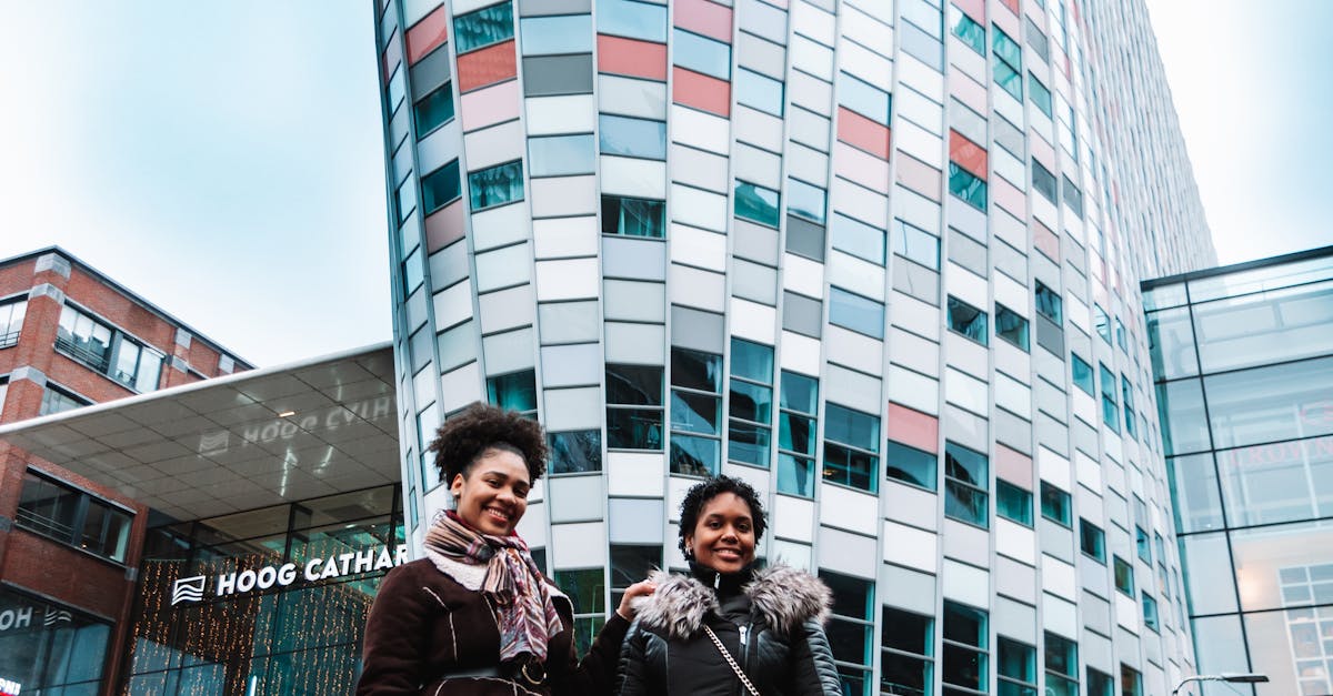 Networking and Speaking: Building Connections in Dutch Workshops